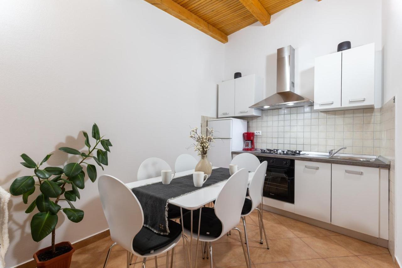 Holiday Home Bukovac PUY Eksteriør bilde